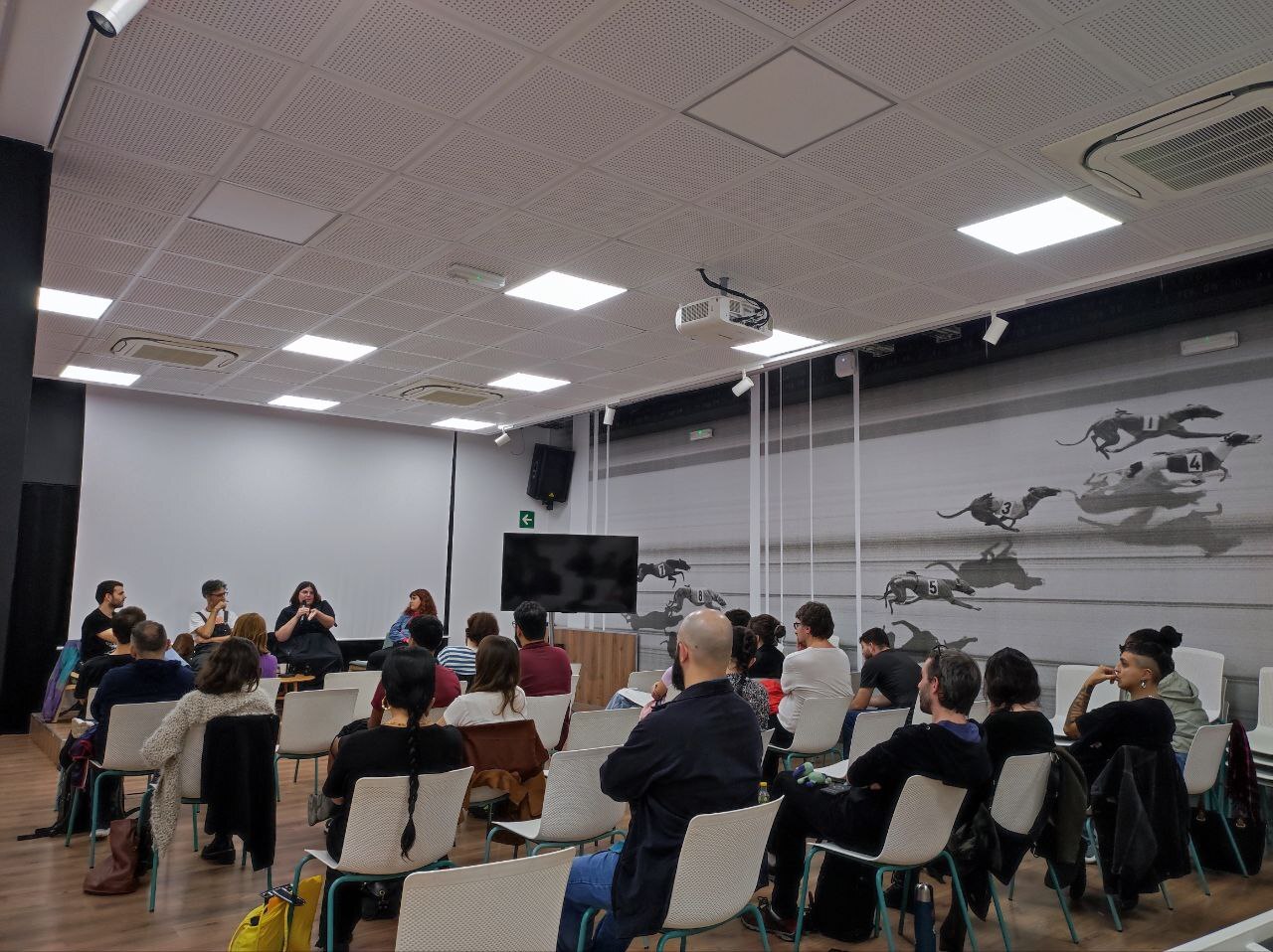 Persones expertes de És País Valencià, Cuellilargo, Fembloc i Proyecto Una