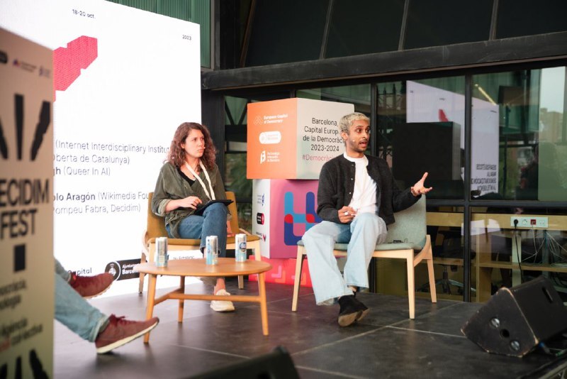 Sara Suárez, researcher at the Internet Interdisciplinary Institute (UOC). Moderator: Ashwin Singh, former DEI administrator at Queer In AI