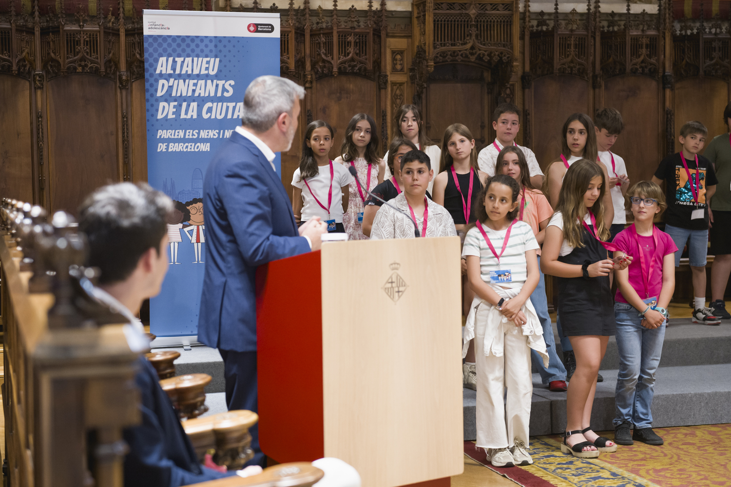 The mayor empowers the City's Children's Loudspeaker to open dialogues with political and social agents about the 11 demands of the children collected in the Children's Agenda